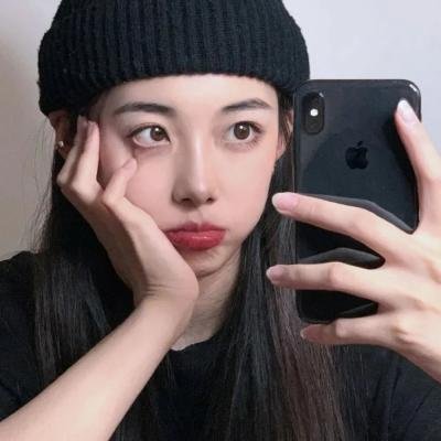 夜先生捡的小可怜美人有太多的心眼